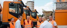 Prime Minister Mateusz Morawiecki during a visit to the Kwidzyn Road and Construction Works Company "Strzelbud".