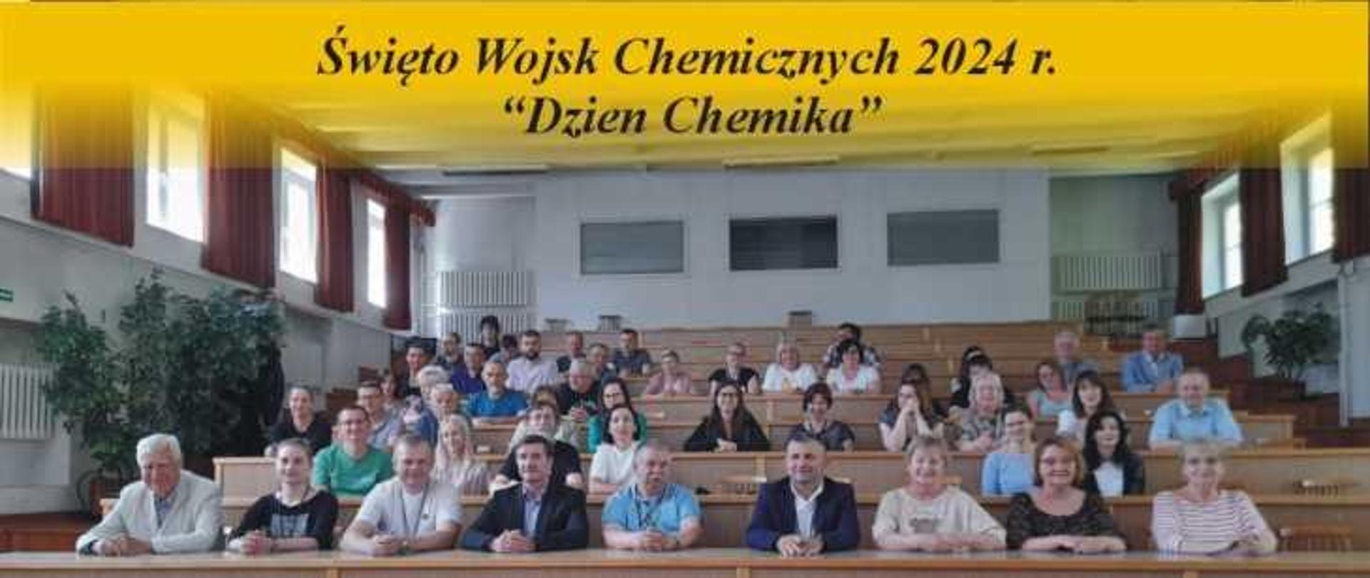 Zbiórka pracowników WIChiR z okazji Święta Wojsk Chemicznych, "Dnia Chemika" 