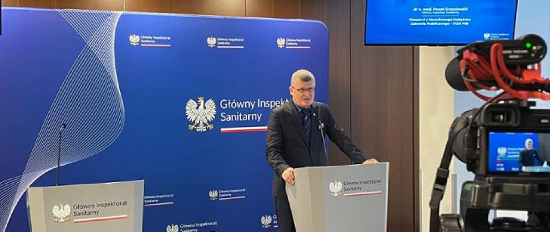 Główny Inspektor Sanitarny zdjęcie z konferencji