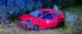 Wypadek samochodu osobowego w Dołubowie