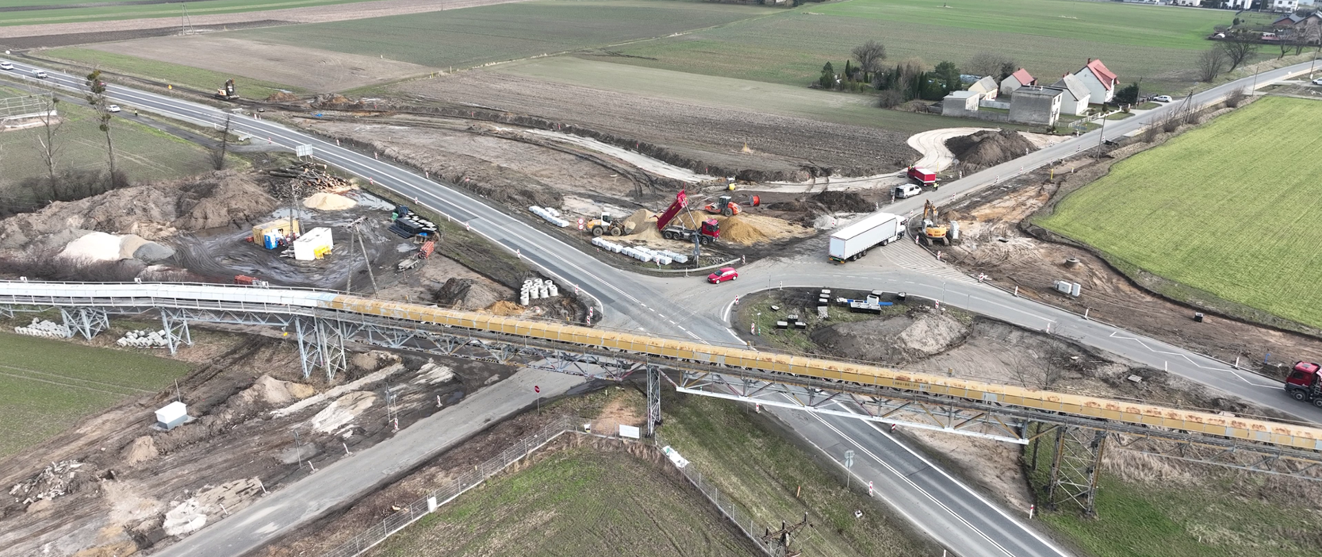 Budowa ronda w ciągu DK45 w Zimnicach Małych