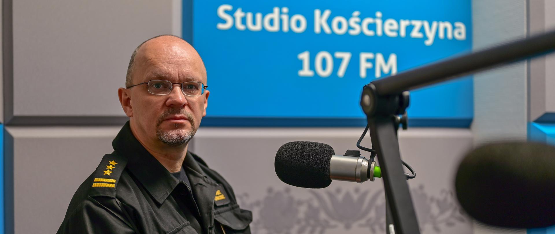 Komendant Powiatowy PSP w Kościerzynie był gościem w Radiu Gdańsk