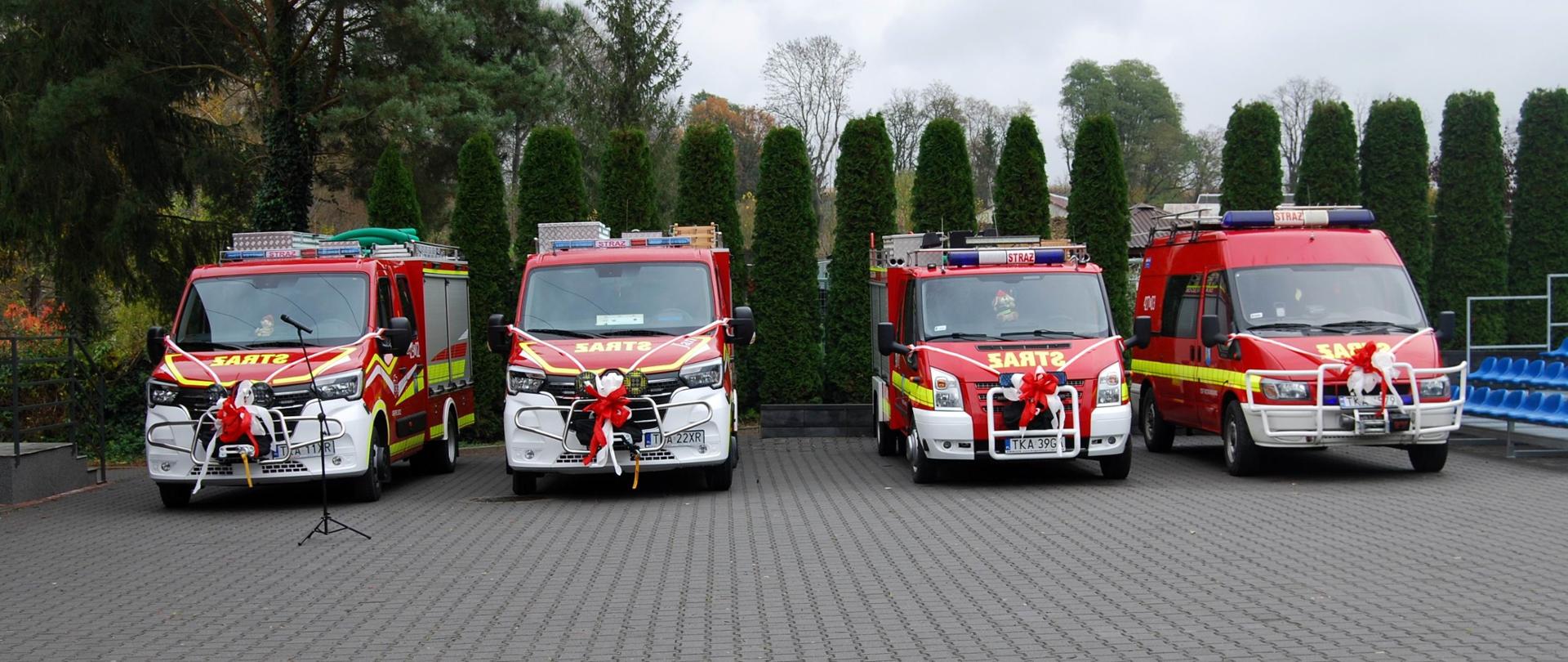 Uroczysty apel z okazji przekazania samochodów dla jednostek Ochotniczych Straży Pożarnych z terenu gminy Bejsce – powiat kazimierski