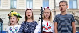 Dzień_Niepodległości_Ukrainy_w_Lublanie_-_wystep_dzieci_ukraińskich