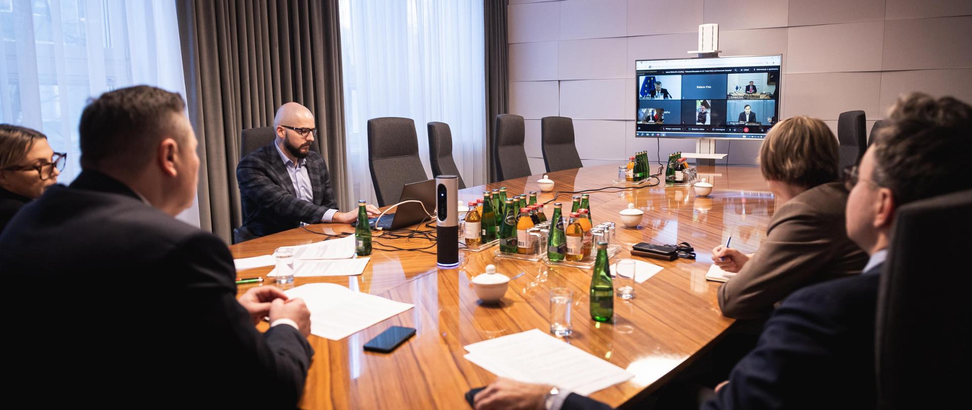 Video conference of the Minister of Economic Development and Technology with the Commissioner for Trade and Economic Security