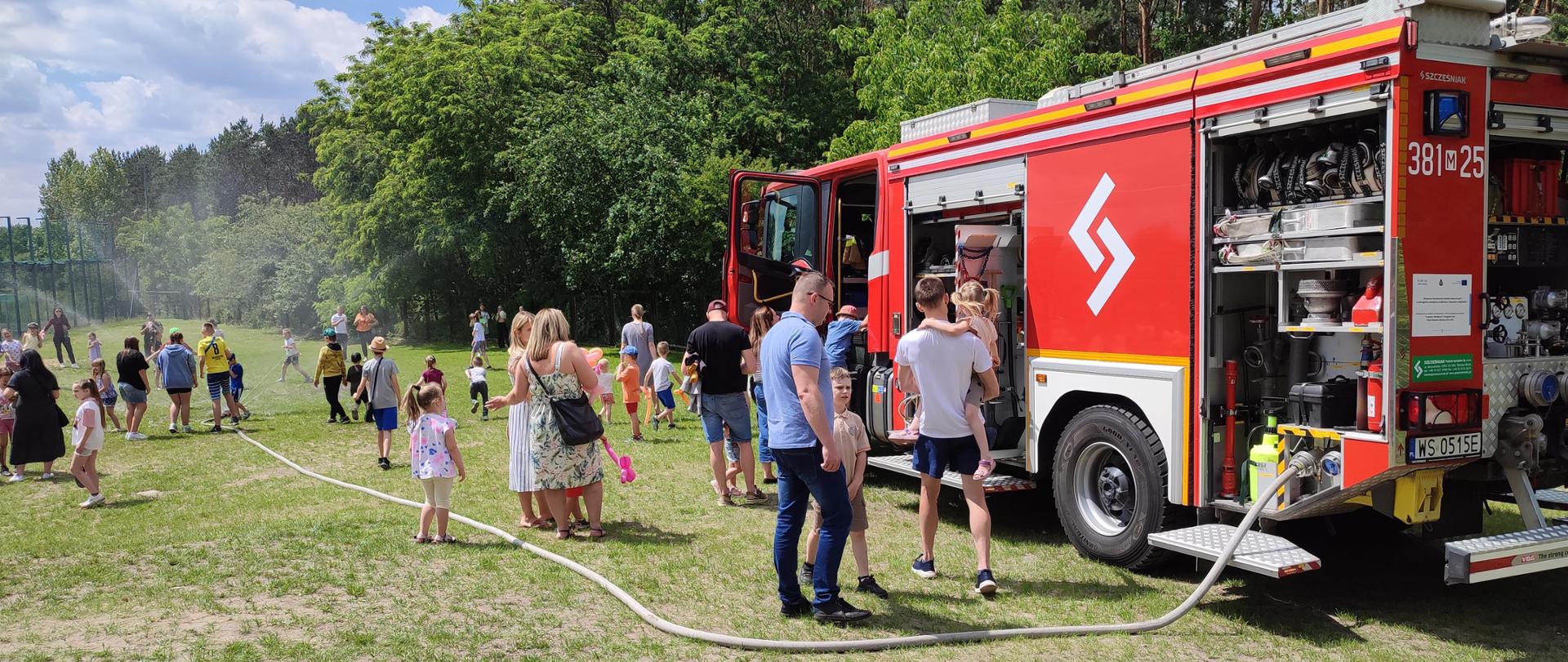 Bezpieczne wakacje ze strażakami z Komendy Miejskiej PSP w Siedlcach