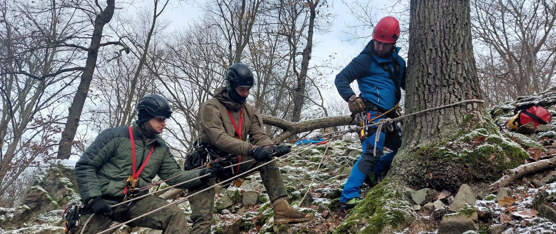 Szkolenie Ratowników Wysokościowych we Wrocławiu – Współpraca PSP i Wojska Polskiego