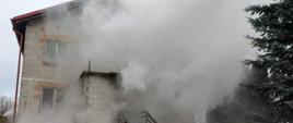 Pożar budynku jednorodzinnego w Foshucie