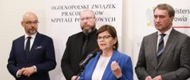 Briefing prasowy. Na zdj. m.in. minister zdrowia Izabela Leszczyna, prezes NFZ Filip Nowak i wiceminister Marek Kos.
