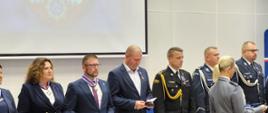 Komendant PSP w Radziejowie został odznaczony Decyzją Prezydium Zarządu Głównego NSZZ Policjantów Krzyżem Niepodległości KL. II za zasługi patriotyczne i działalność dla NSZZ Policjantów w różnych formach jego statutowej działalności