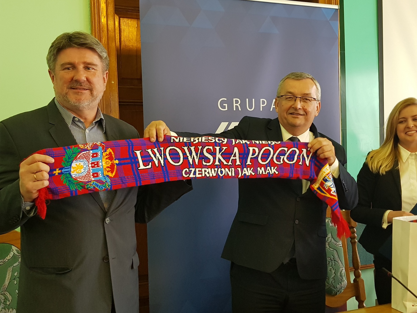 Minister Andrzej Adamczyk oraz Bogdan Rzoca - przewodniczcy sejmowej Komisji Infrastruktury